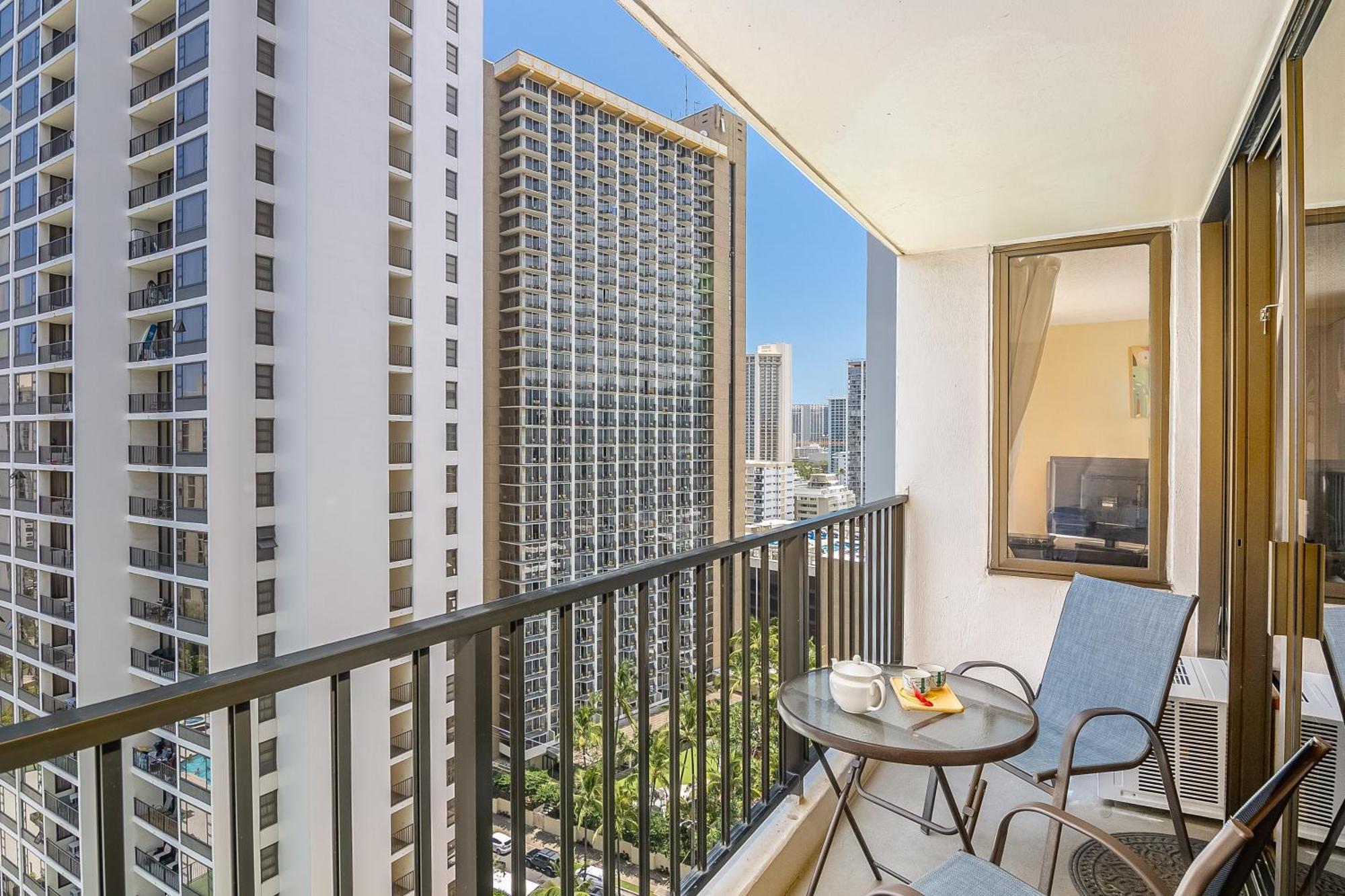 Beautiful 1Br, Steps To Waikiki Beach And Parking โฮโนลูลู ภายนอก รูปภาพ