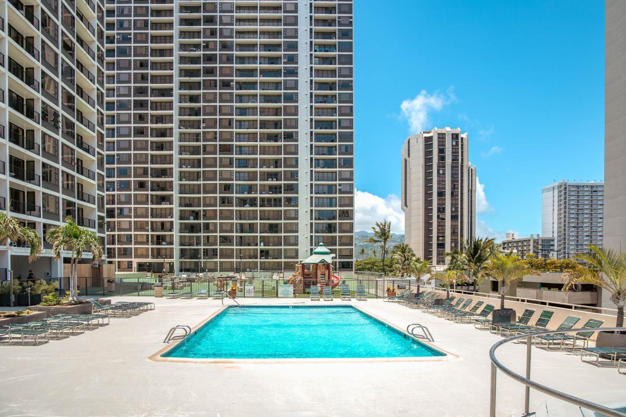 Beautiful 1Br, Steps To Waikiki Beach And Parking โฮโนลูลู ภายนอก รูปภาพ